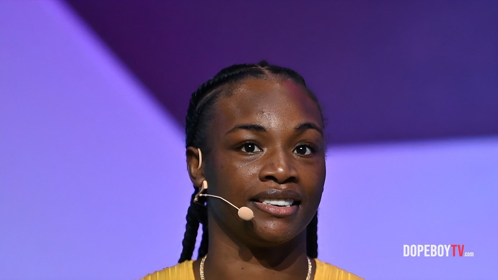 Claressa Shields Dominates with a TKO to Claim Middleweight Crown!
