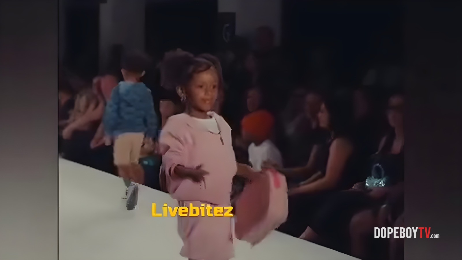 Mini Fashion Icons Steal the Spotlight on the Runway!