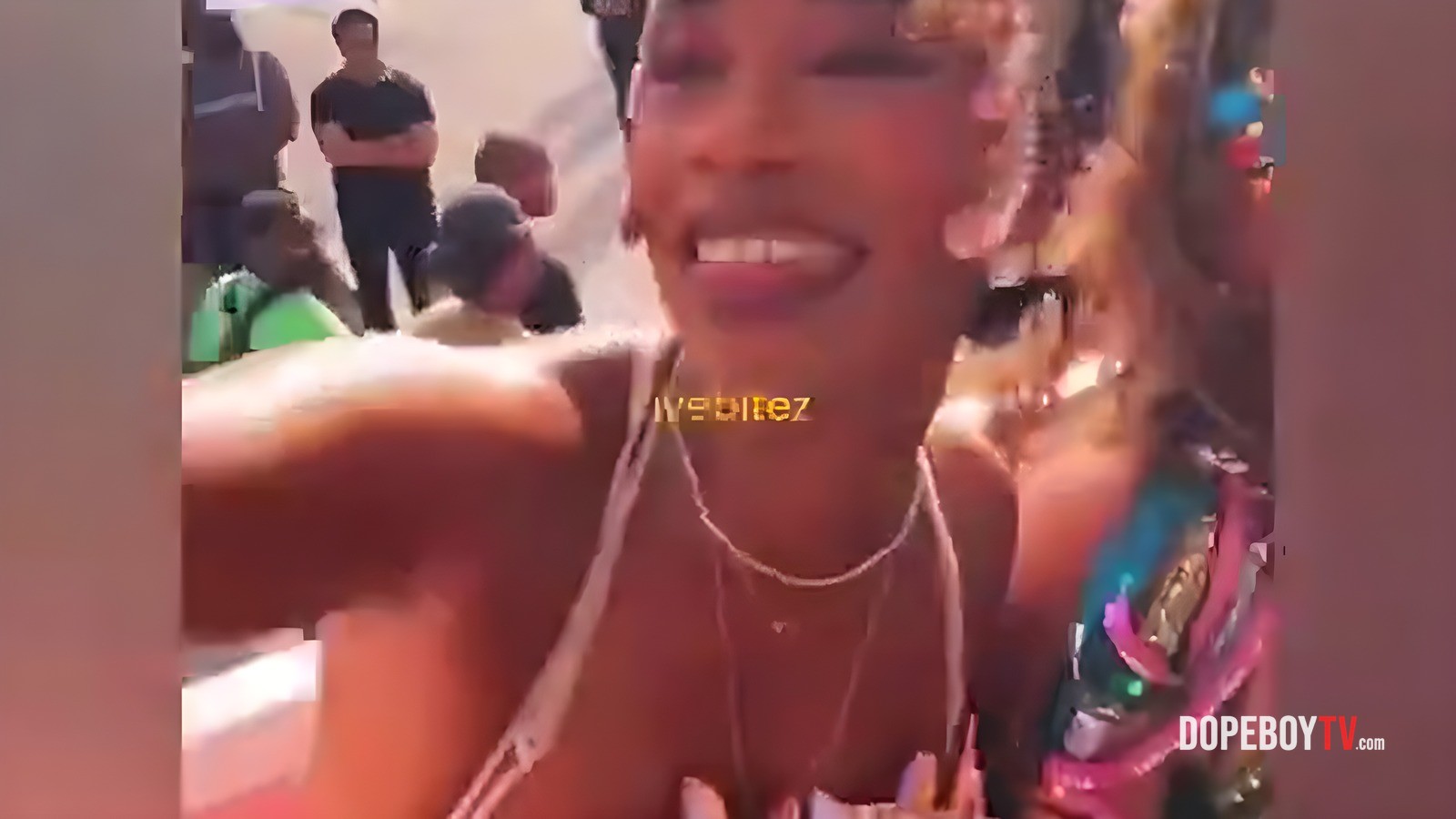 Rihanna Turns Up the Heat at Barbados’ Grand Kadooment Day Parade!