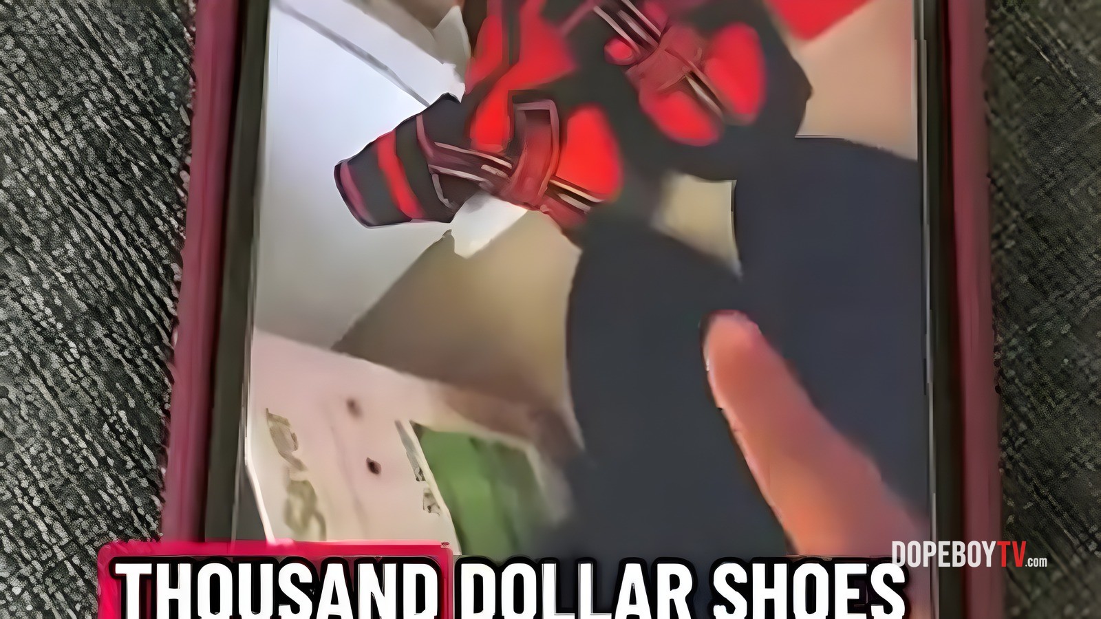 Man Flexes $500K Car Collection And $50K Cash To Impress Women