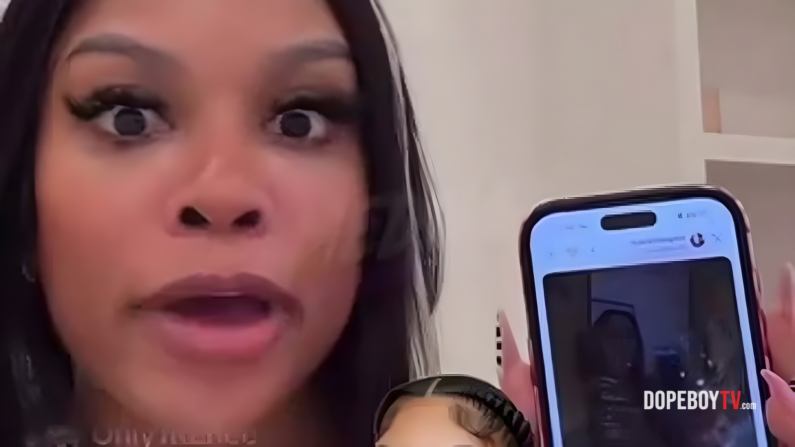 King Von sister Kayla b exposes video of king Von kicking out Asian doll after she cheated on him