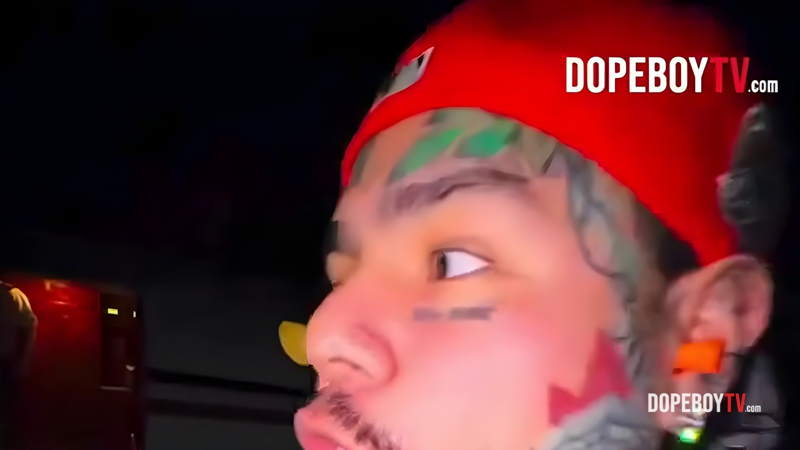 6ix9ine Clowns Doodie Lo Over Fake Shirts and Paid Actors in Wild Rant