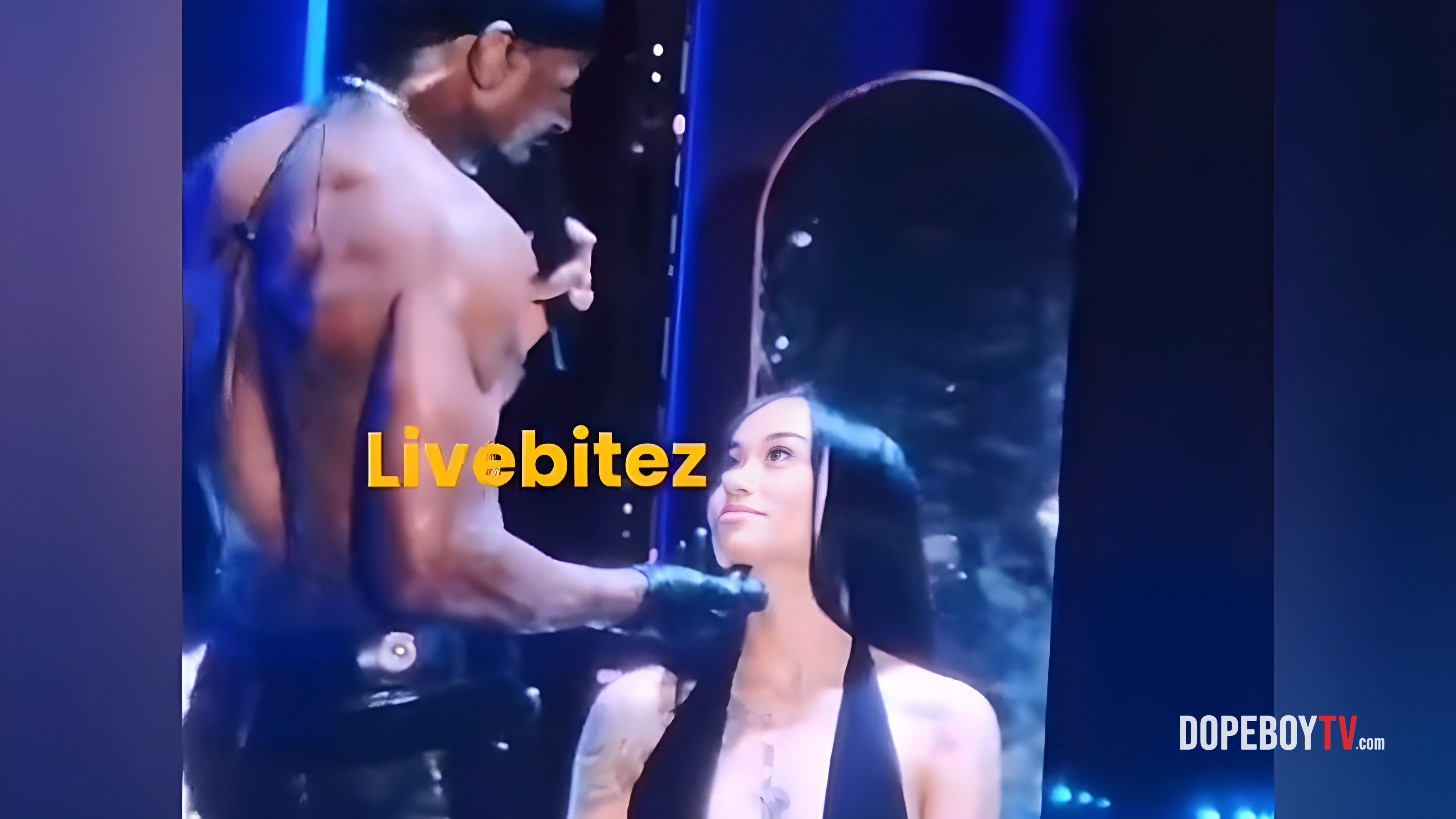 Fan Snaps Back at Critics After Electrifying Usher Concert Moment Goes Viral!