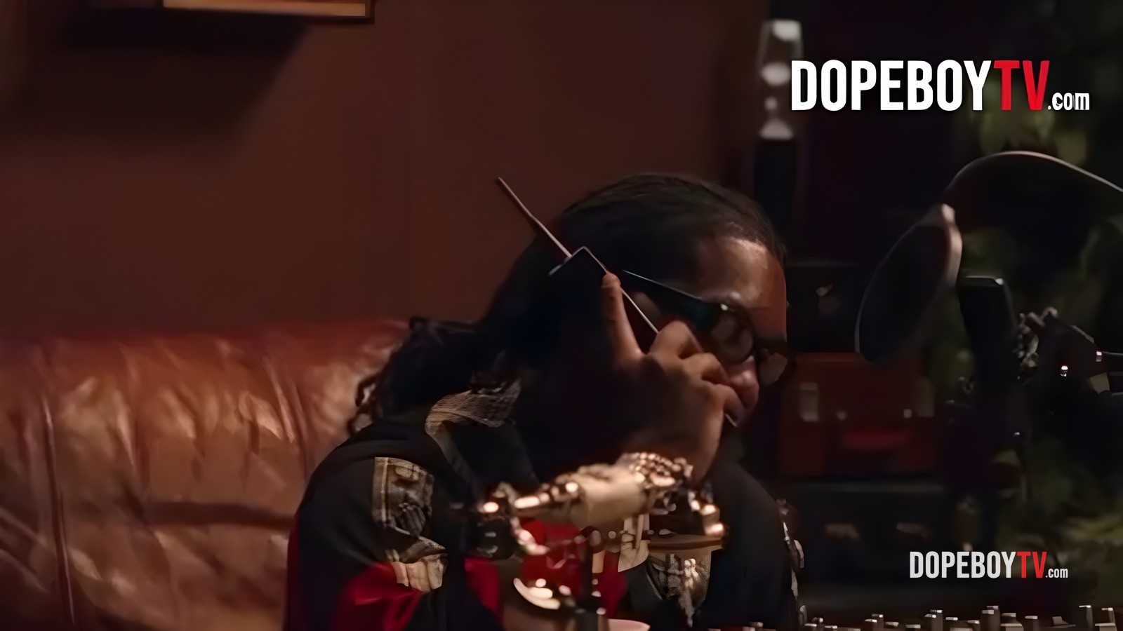 He Posts Every Meal and Flight But Won't Post Her — Offset's Advice Goes Left Fast